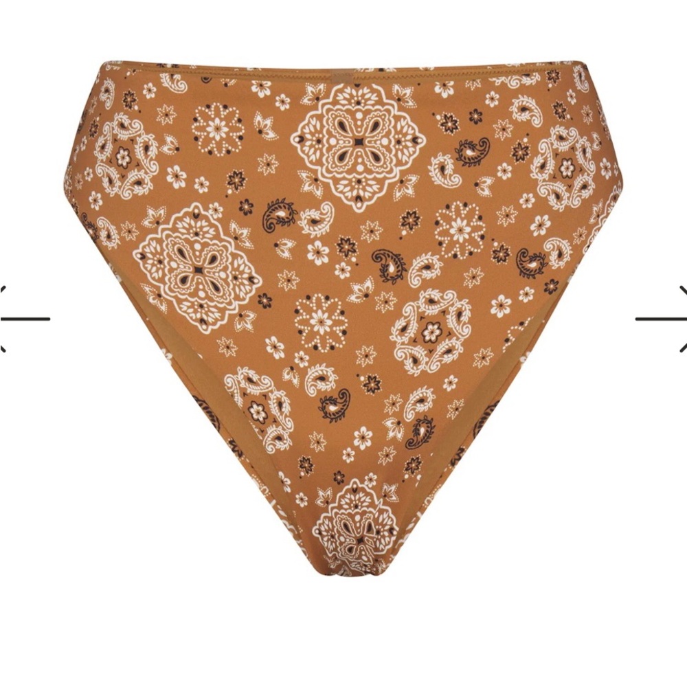 Skims triangle bikini top/High waisted bottoms - Picture 2 of 6